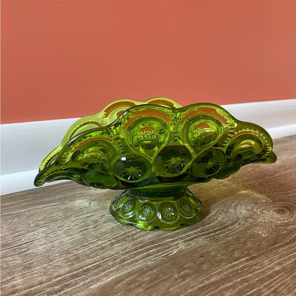 Vintage 1960’s L.E. Smith Glass Moon and Stars Banana Boat - Picture 14 of 15